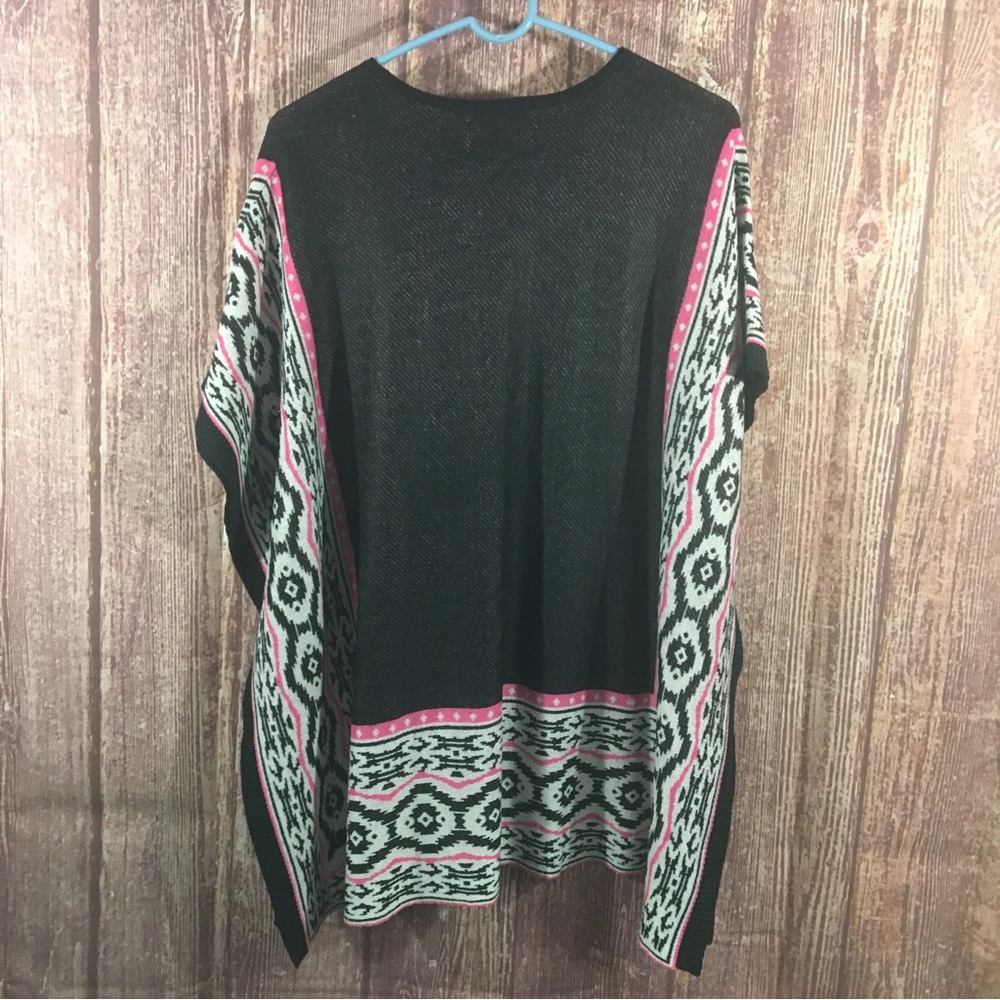 Maddison Aztec Poncho - Picture 4 of 4